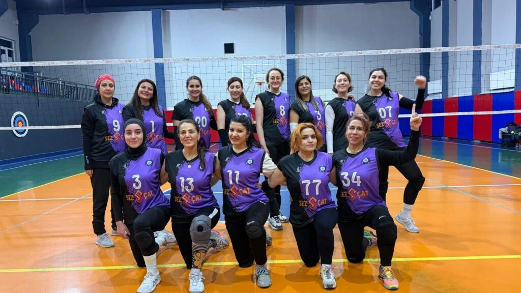 Anadolu Set Voleybol Ekibinden Anlamlı Destek